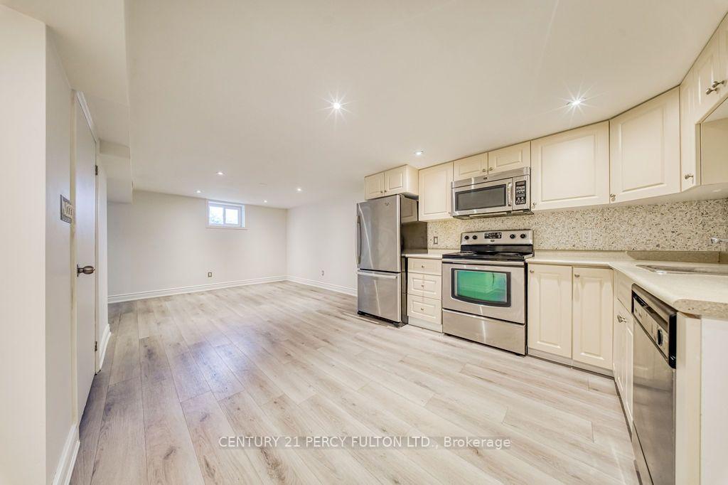 Photo 11 of Unit Bsmt, 36 Merryfield Drive, Scarborough, Dorset Park — HOMEH