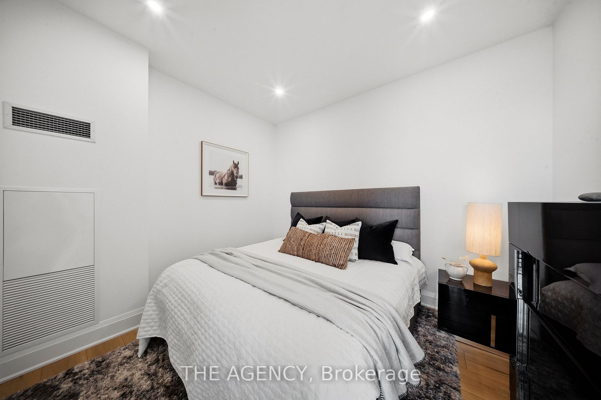 Photo 16 of Unit 2201, 2007 James Street, Burlington, Brant — HOMEH
