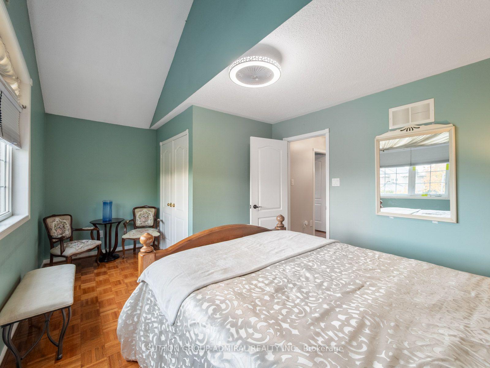 Photo 25 of 42 Lady Fern Drive, Markham, Legacy — HOMEH