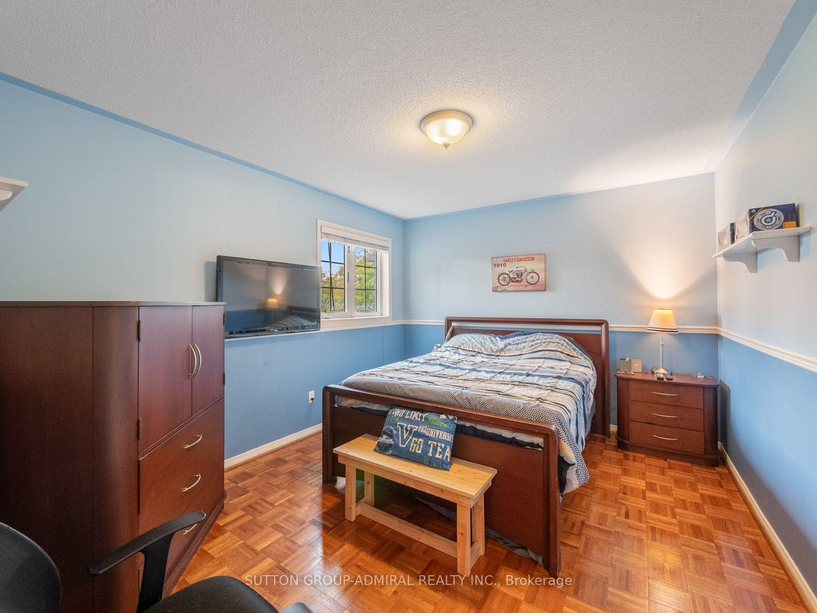 Photo 26 of 42 Lady Fern Drive, Markham, Legacy — HOMEH