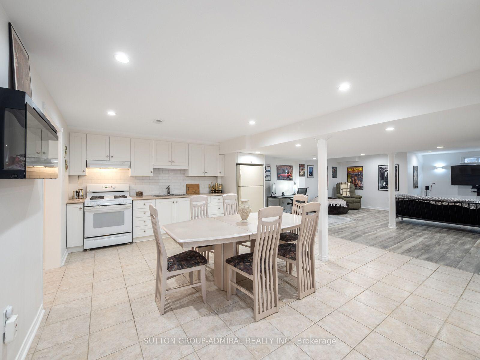 Photo 28 of 42 Lady Fern Drive, Markham, Legacy — HOMEH