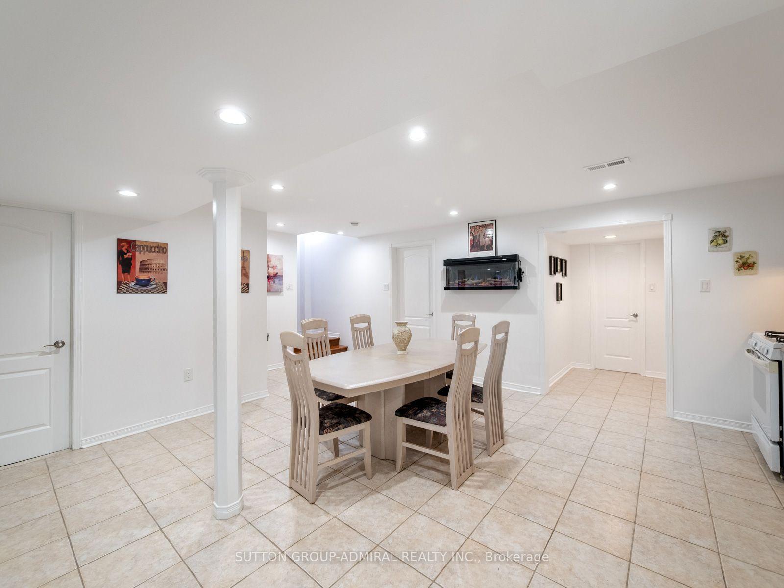 Photo 30 of 42 Lady Fern Drive, Markham, Legacy — HOMEH