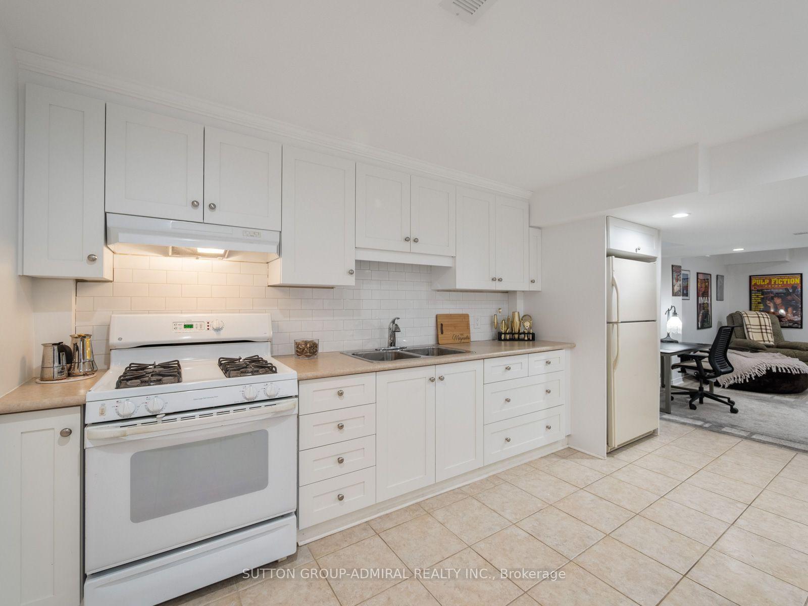 Photo 31 of 42 Lady Fern Drive, Markham, Legacy — HOMEH