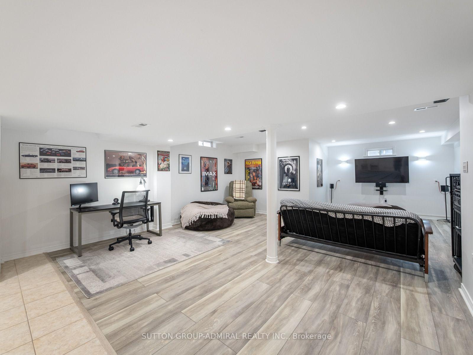 Photo 32 of 42 Lady Fern Drive, Markham, Legacy — HOMEH