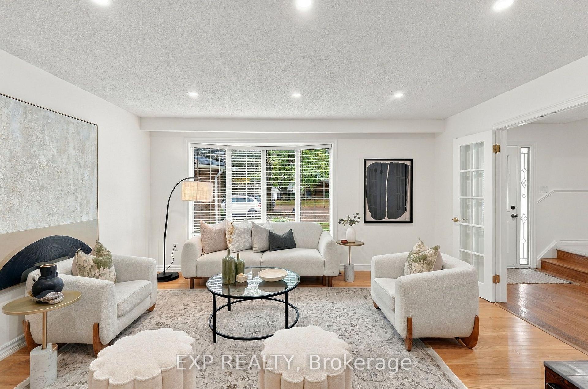 Photo 7 of 491 Tipperton Crescent, Oakville, West — HOMEH