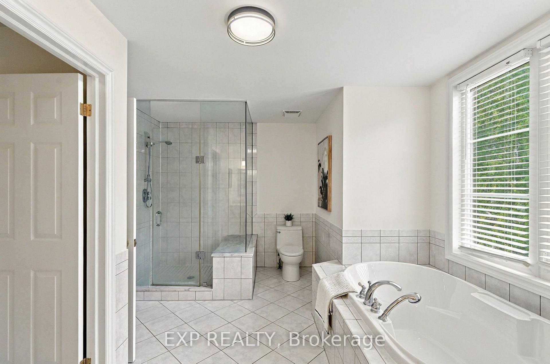Photo 24 of 491 Tipperton Crescent, Oakville, West — HOMEH
