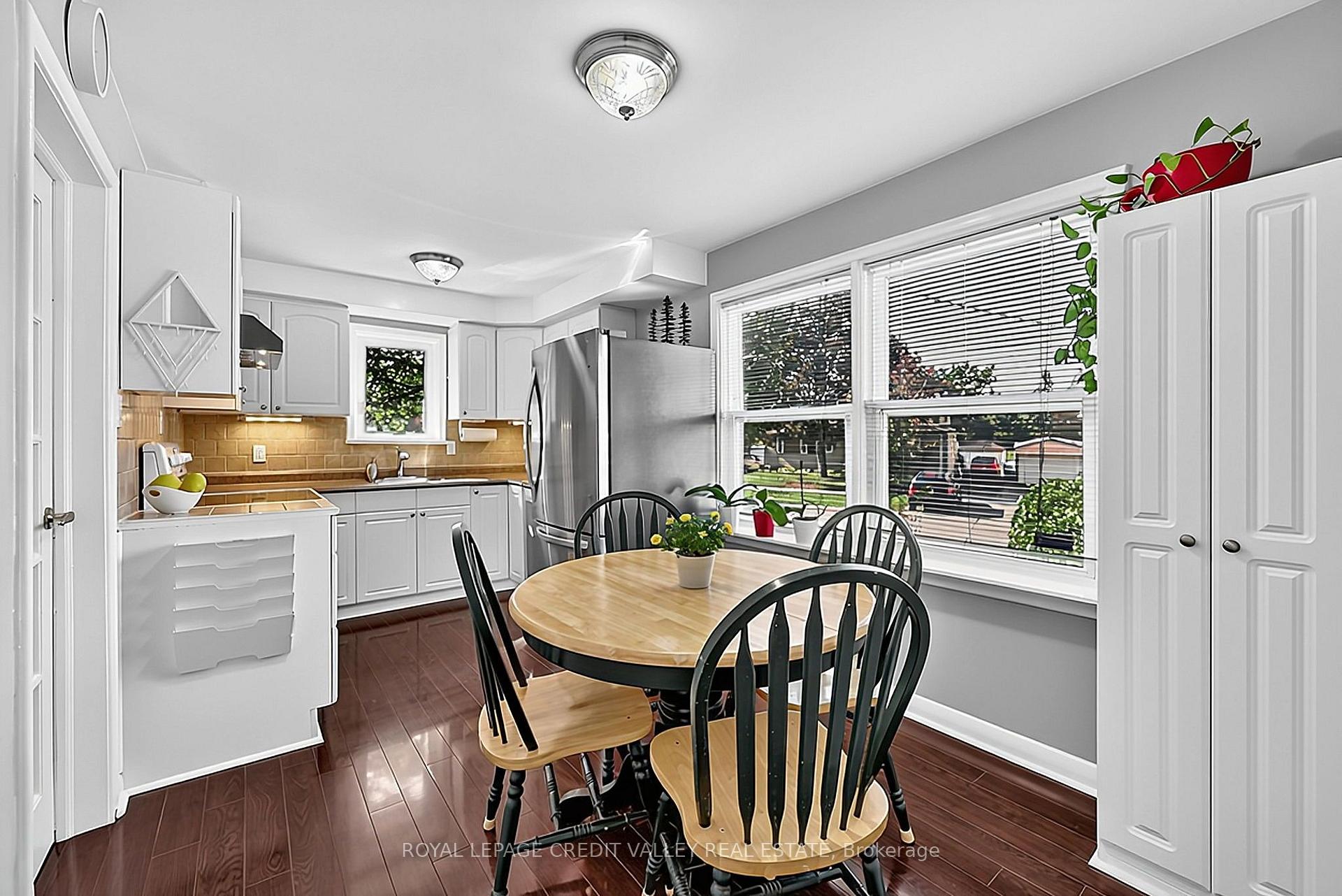 Photo 11 of 29 Crestview Avenue, Brampton, Brampton East — HOMEH