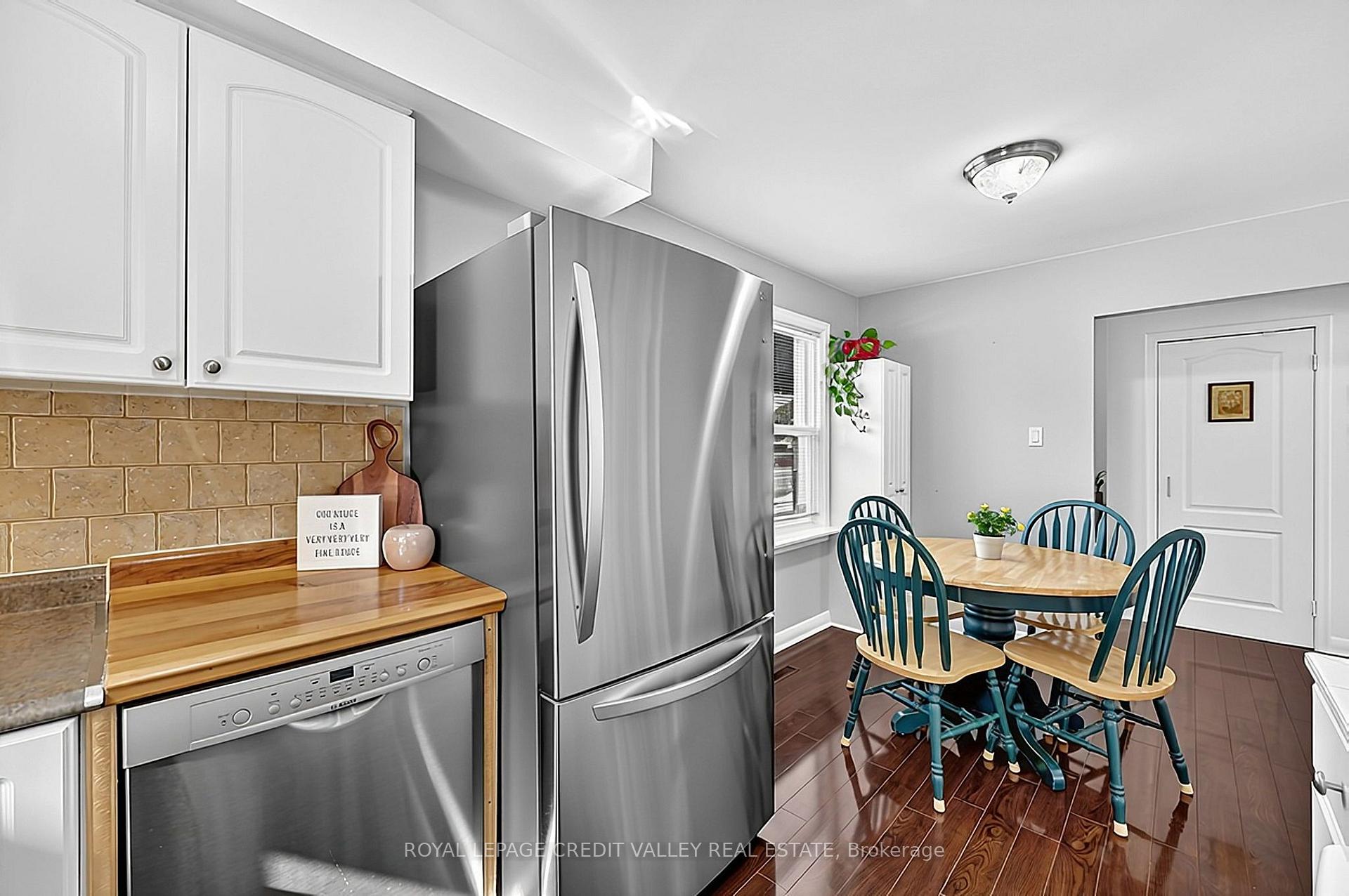 Photo 14 of 29 Crestview Avenue, Brampton, Brampton East — HOMEH