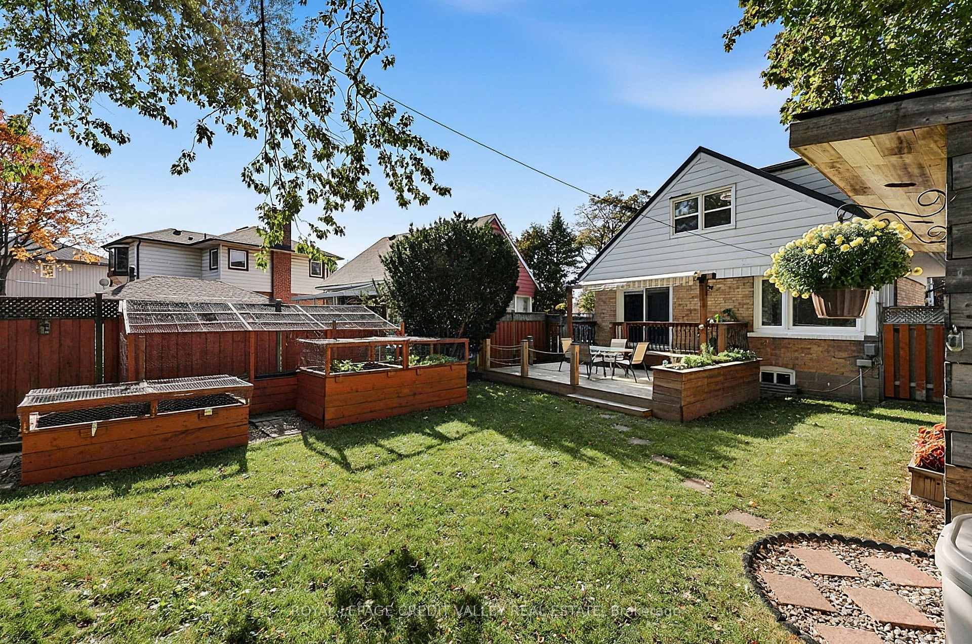Photo 43 of 29 Crestview Avenue, Brampton, Brampton East — HOMEH