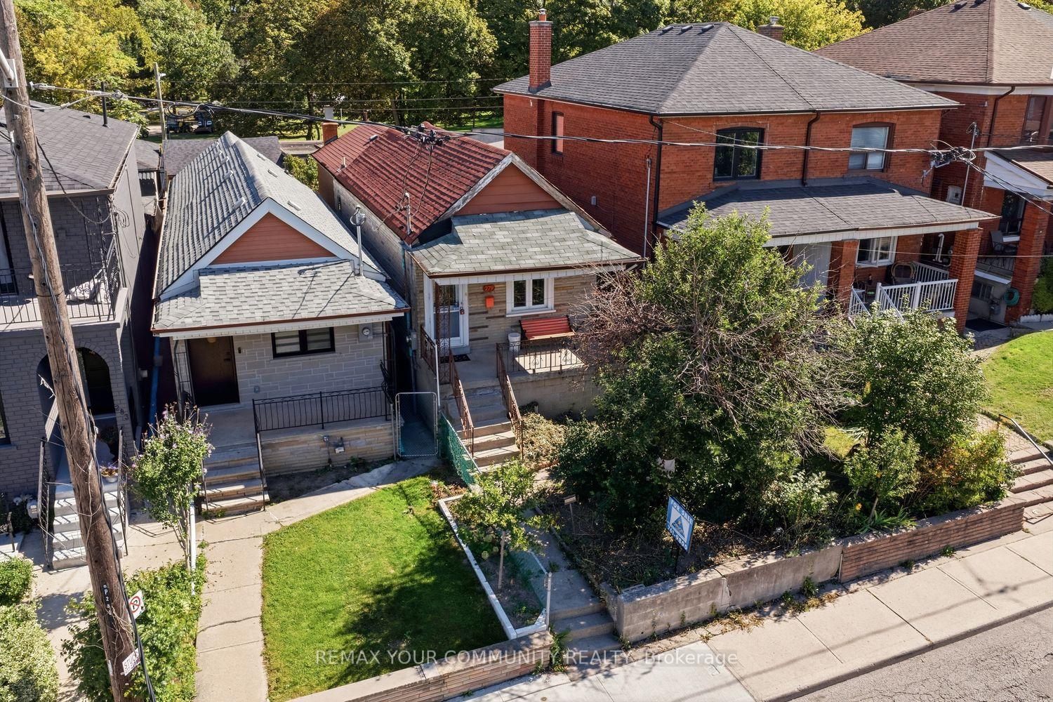 Photo 20 of 279 McRoberts Avenue, Toronto, Caledonia-Fairbank — HOMEH