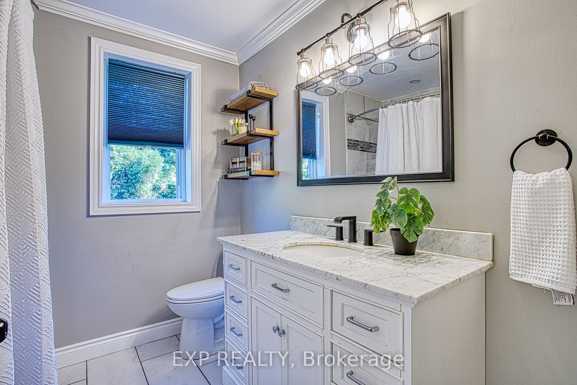 Photo 17 of 429 Elizabeth Street, Grimsby, Grimsby Beach — HOMEH