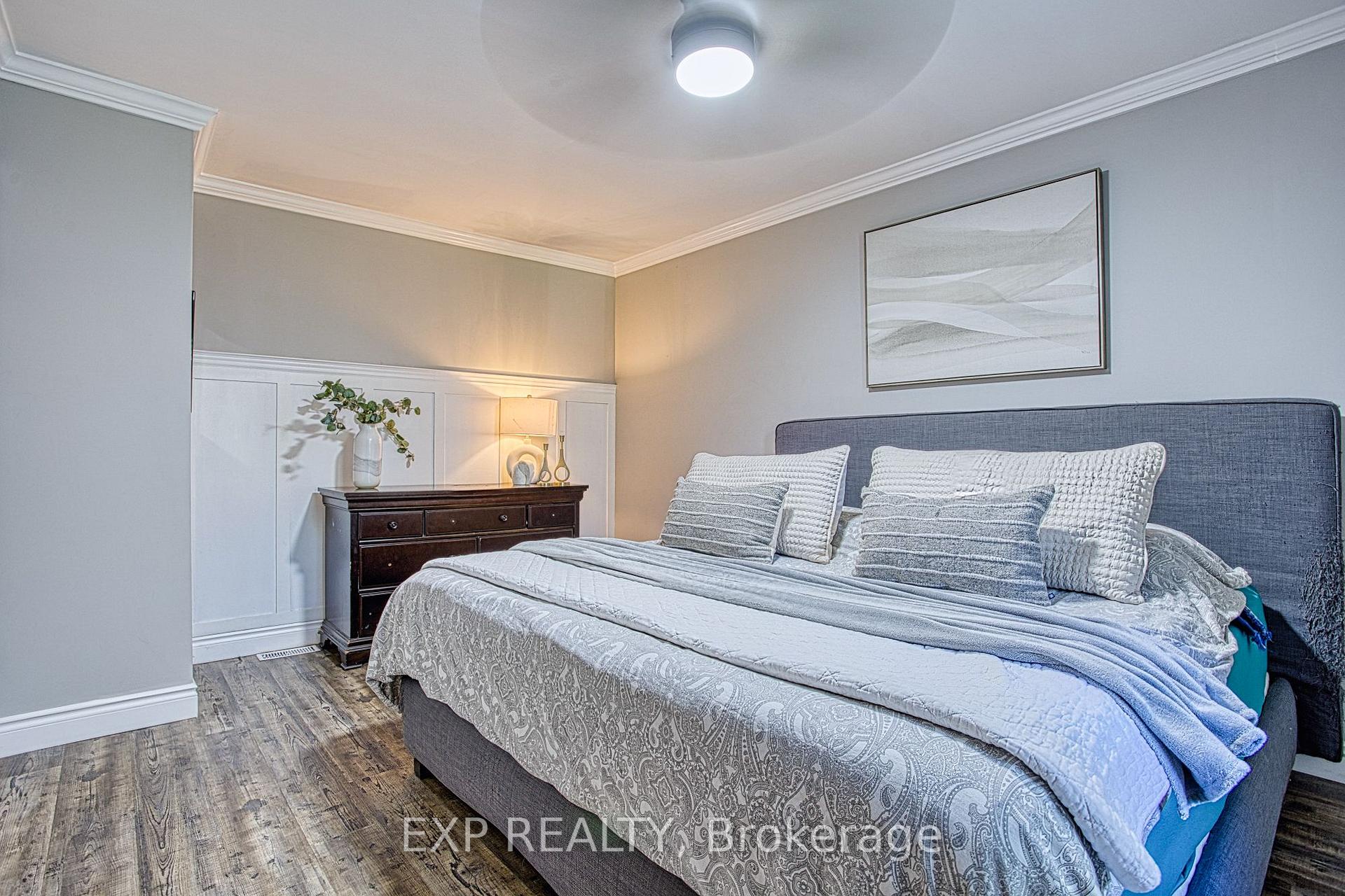 Photo 20 of 429 Elizabeth Street, Grimsby, Grimsby Beach — HOMEH