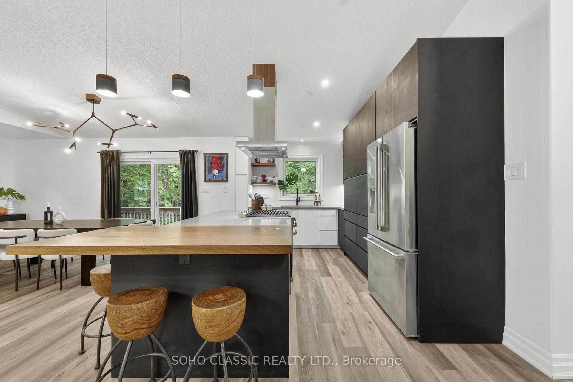 Photo 7 of 16 Oneida Avenue, Oro-Medonte, Sugarbush — HOMEH