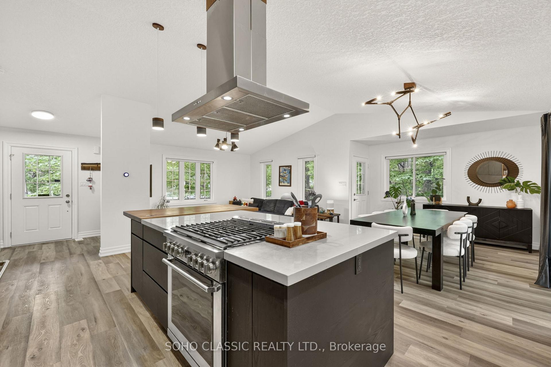 Photo 13 of 16 Oneida Avenue, Oro-Medonte, Sugarbush — HOMEH