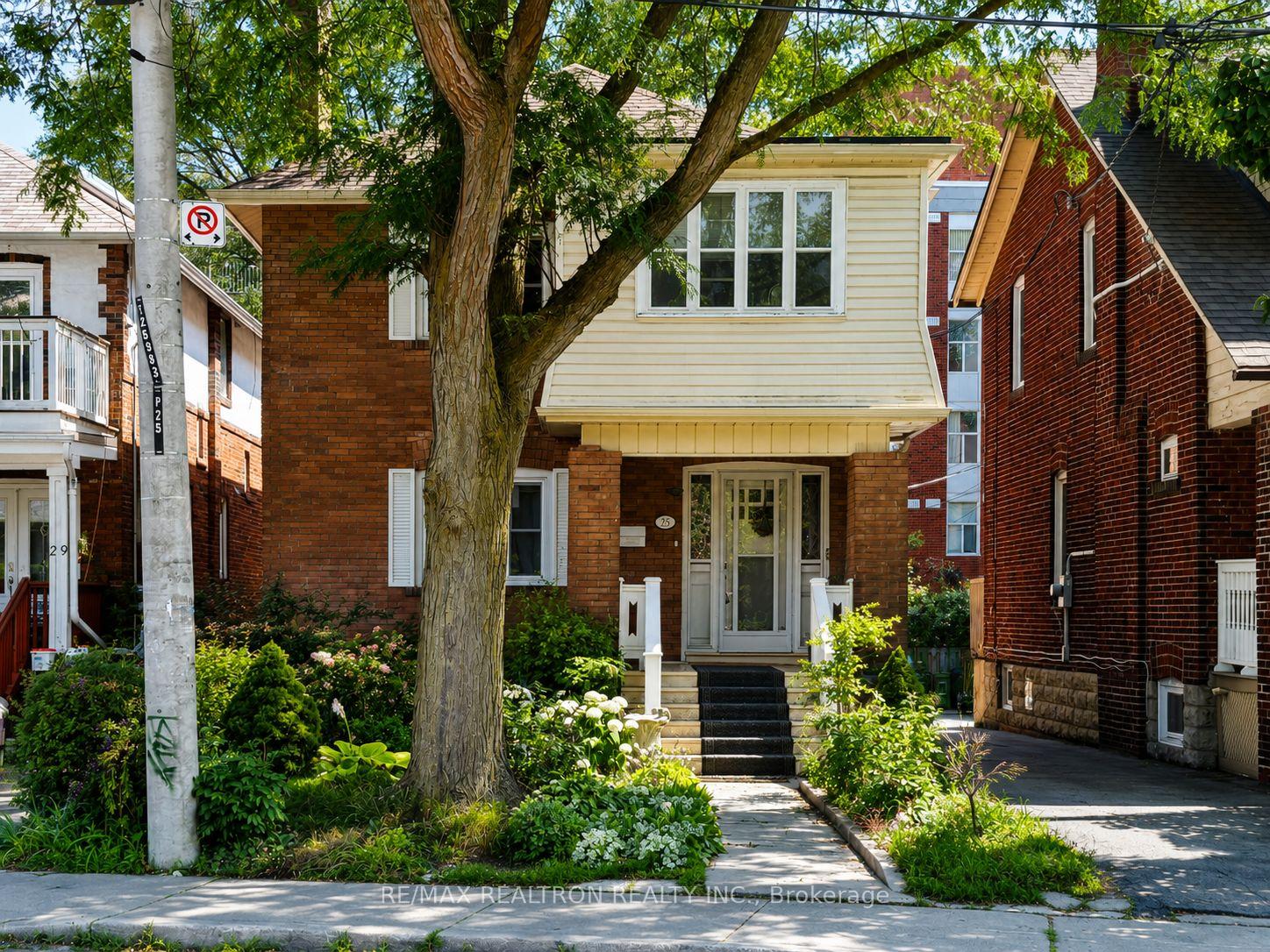 Photo 1 of Unit 2nd Floor unit, 25 Ranleigh Avenue, Toronto, Lawrence Park North — HOMEH