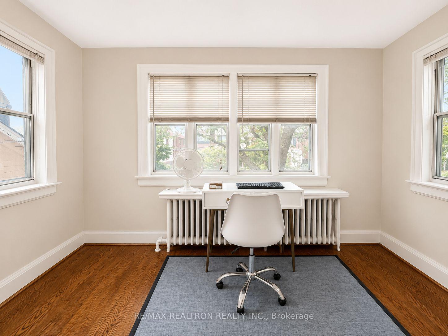 Photo 6 of Unit 2nd Floor unit, 25 Ranleigh Avenue, Toronto, Lawrence Park North — HOMEH