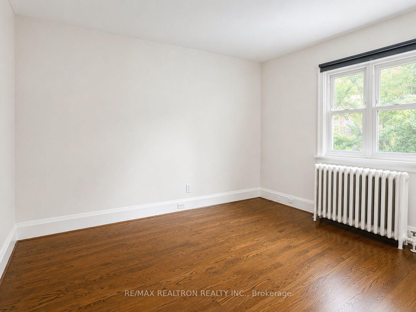 Photo 11 of Unit 2nd Floor unit, 25 Ranleigh Avenue, Toronto, Lawrence Park North — HOMEH