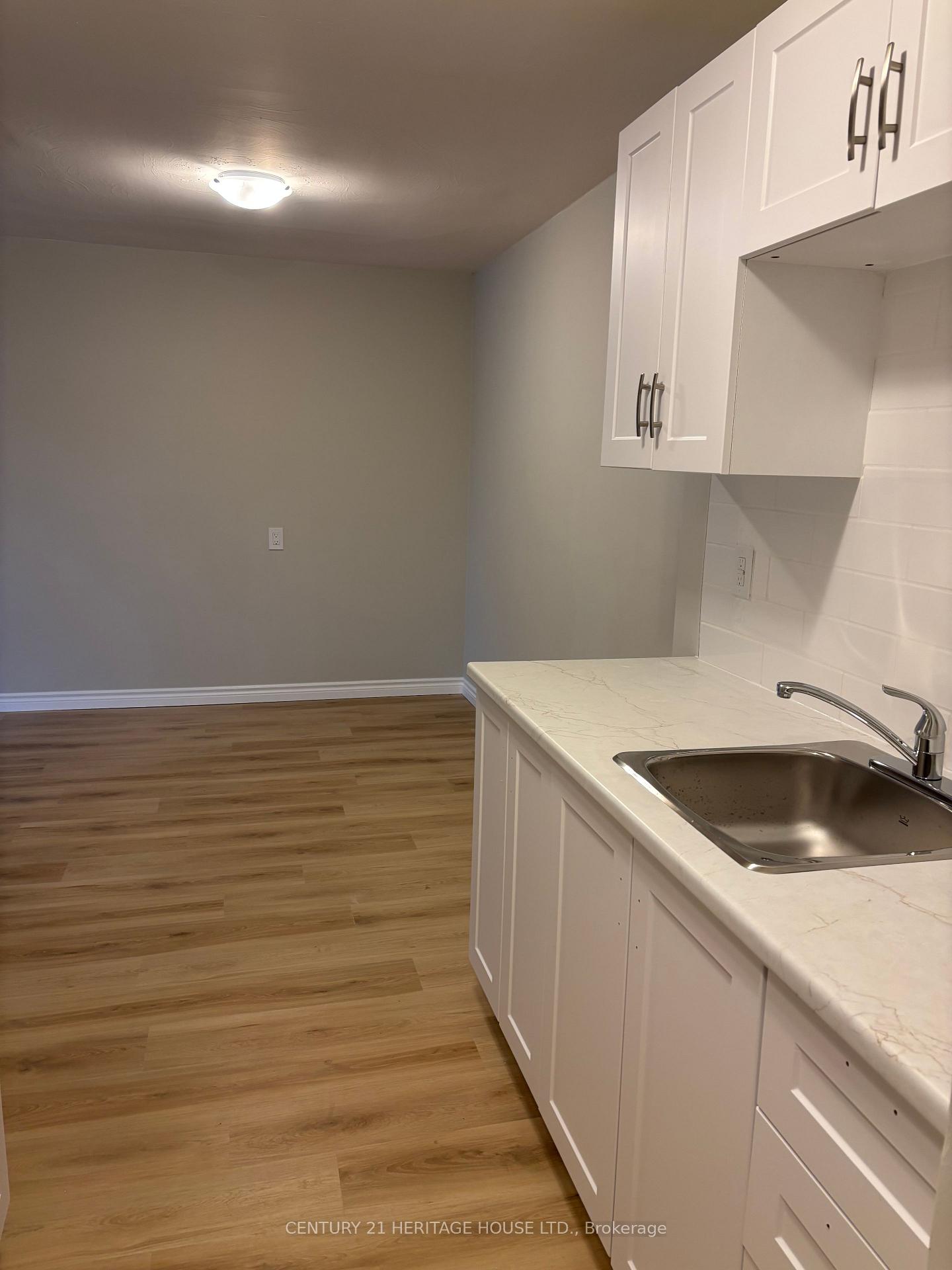 Photo 6 of Unit 310, 31 Parkside Drive, St. Thomas — HOMEH