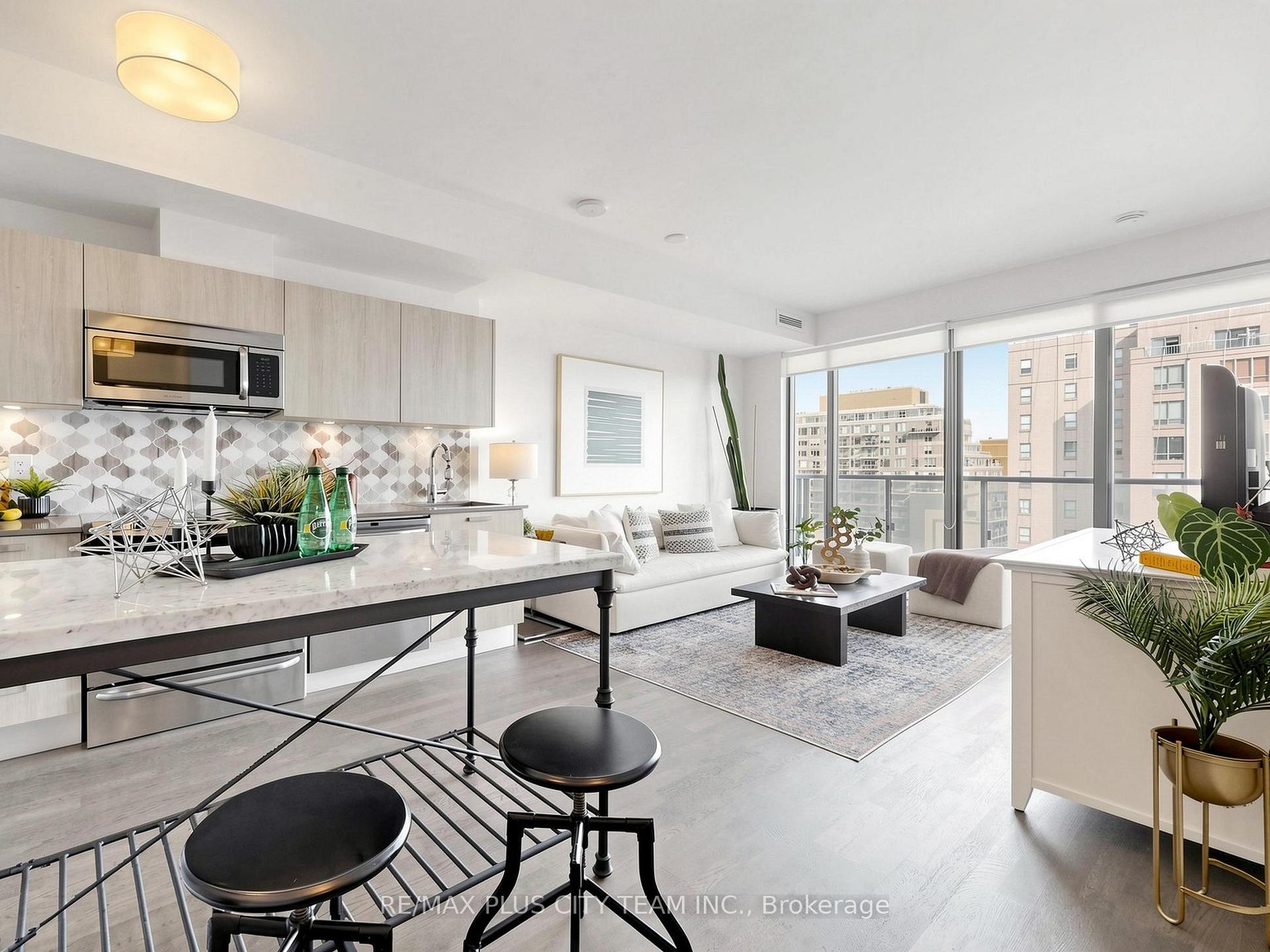 Photo 6 of Unit 1107, 1815 Yonge Street, Toronto, Mount Pleasant West — HOMEH