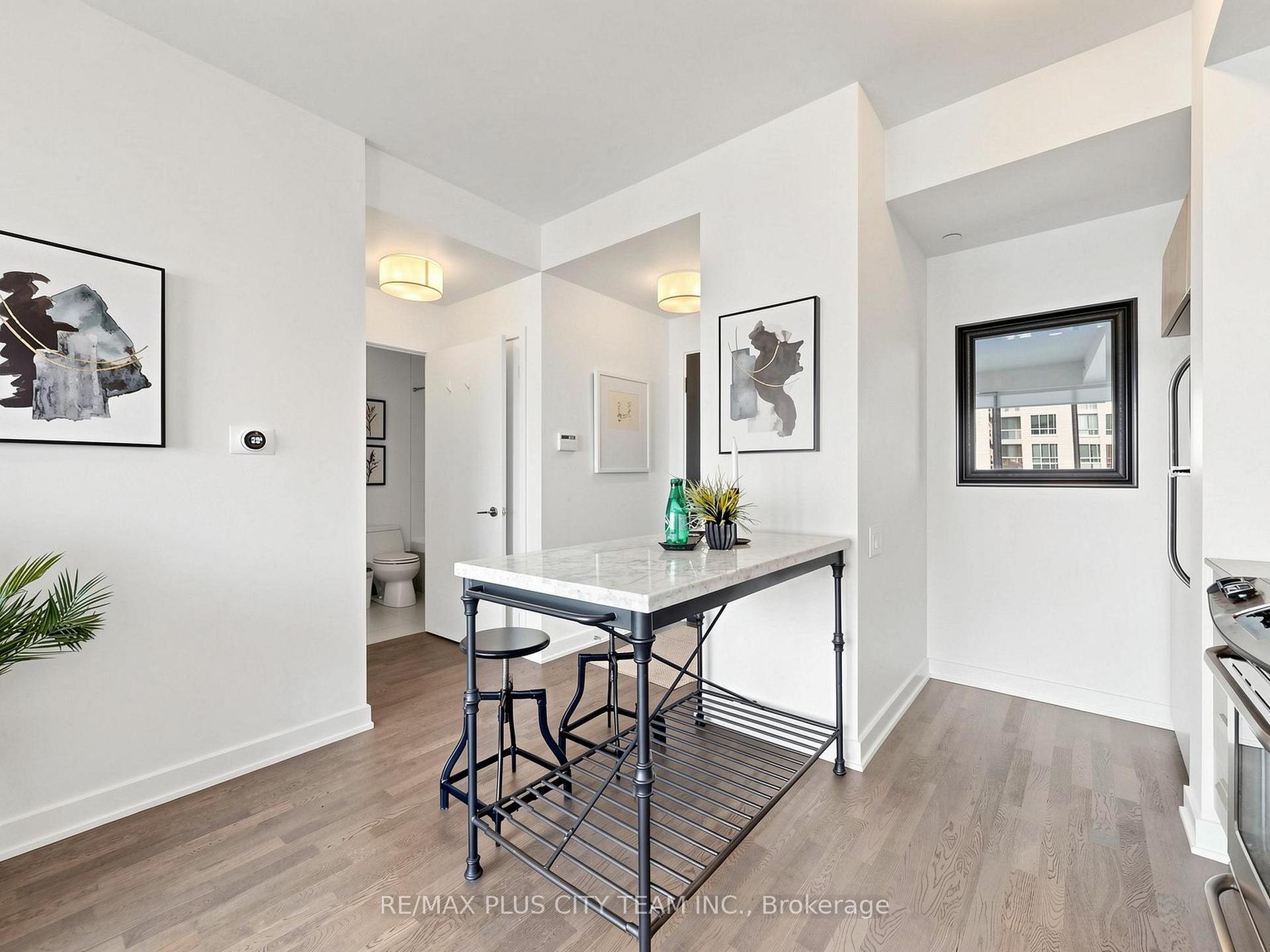 Photo 8 of Unit 1107, 1815 Yonge Street, Toronto, Mount Pleasant West — HOMEH