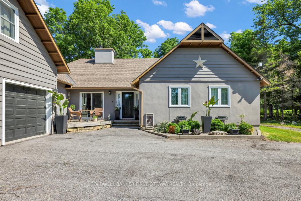 Photo 4 of 2060 Fifth Line Road, Ottawa, Kanata - Kanata (North East) — HOMEH