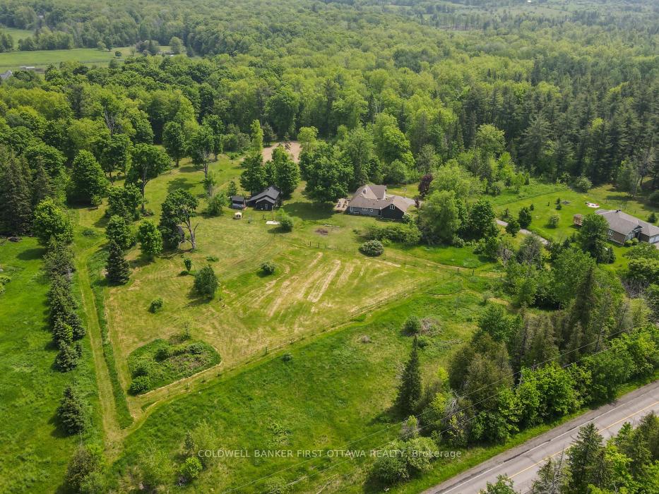 Photo 34 of 2060 Fifth Line Road, Ottawa, Kanata - Kanata (North East) — HOMEH