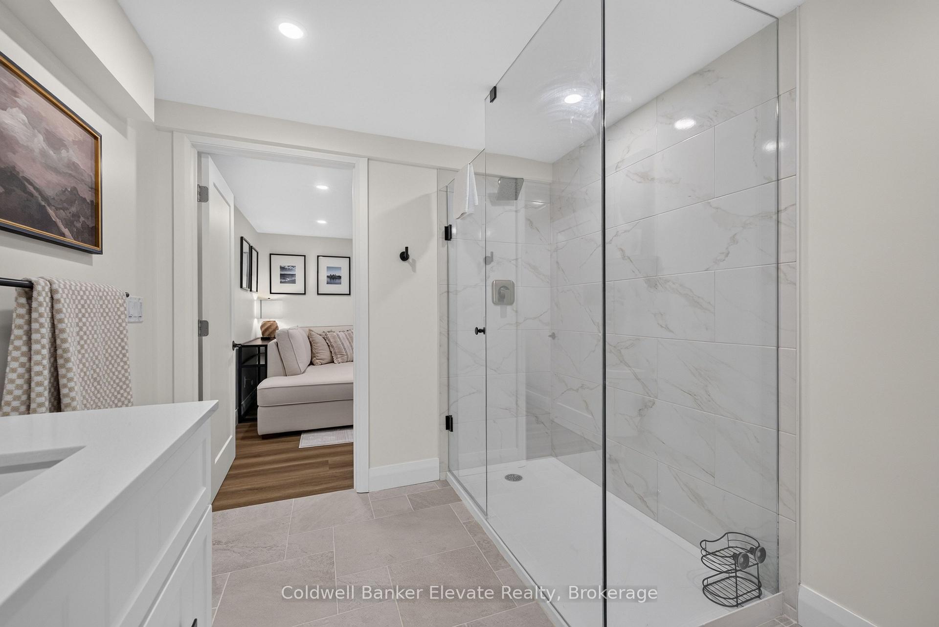 Photo 7 of 111 Kingswood Drive, Kitchener, Alpine — HOMEH