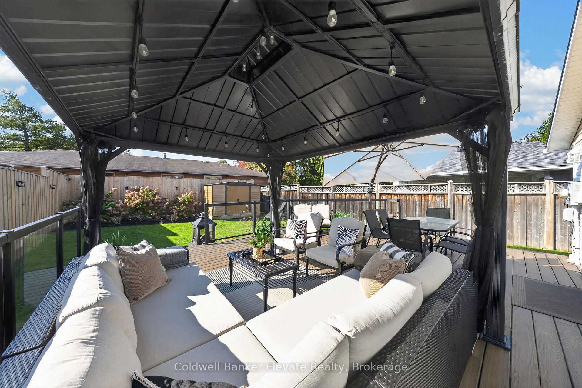 Photo 12 of 111 Kingswood Drive, Kitchener, Alpine — HOMEH
