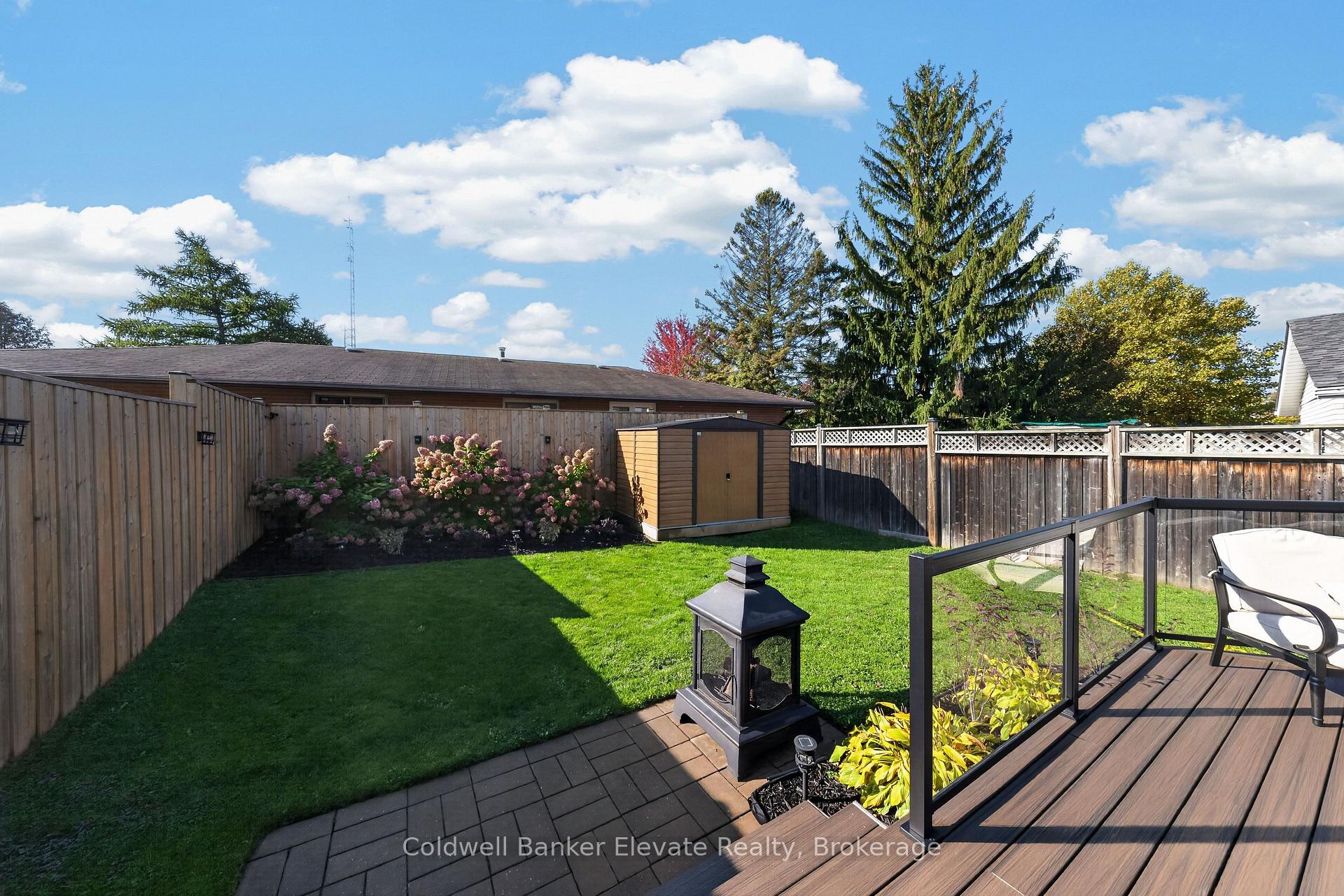 Photo 14 of 111 Kingswood Drive, Kitchener, Alpine — HOMEH