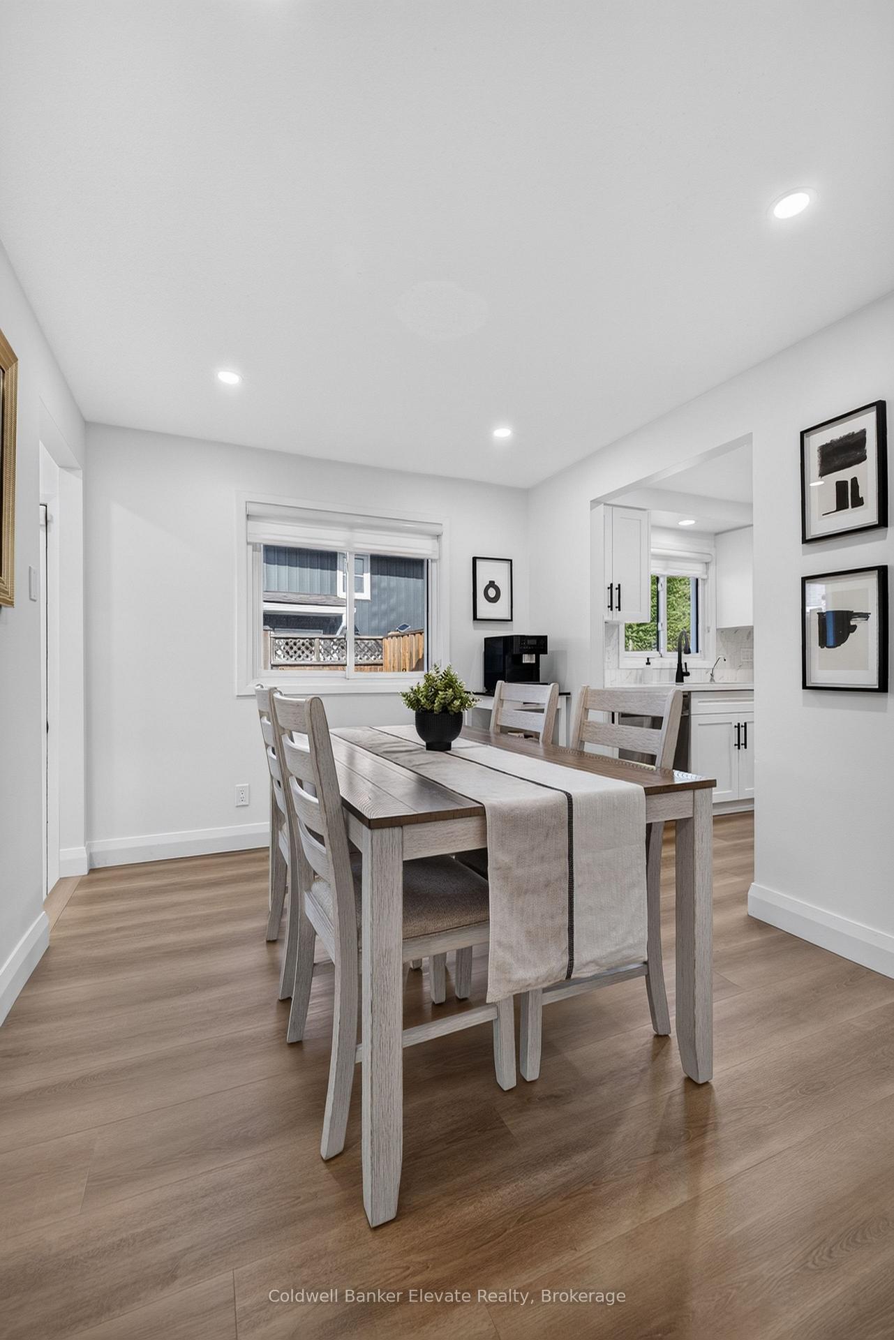 Photo 16 of 111 Kingswood Drive, Kitchener, Alpine — HOMEH