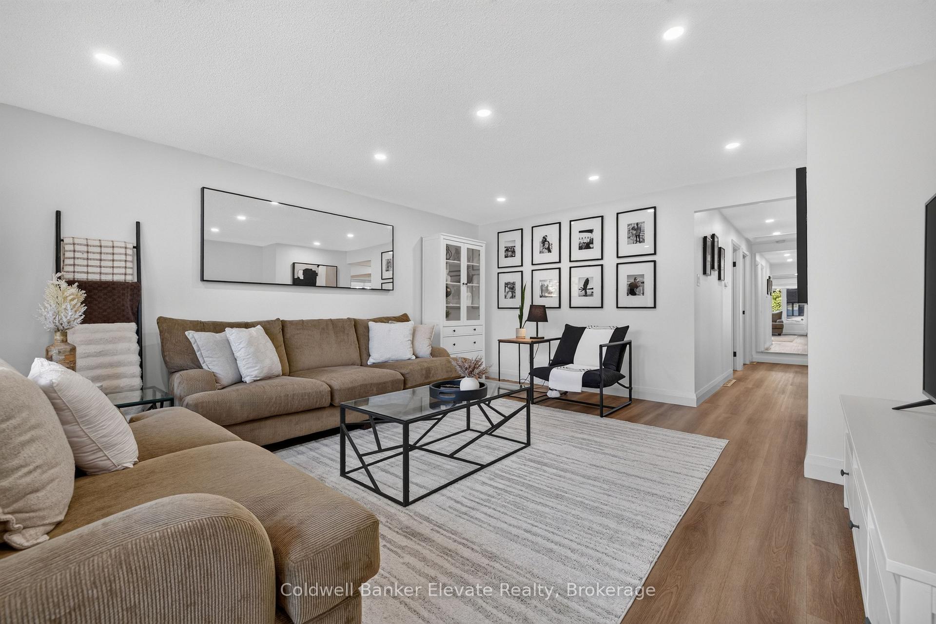 Photo 30 of 111 Kingswood Drive, Kitchener, Alpine — HOMEH