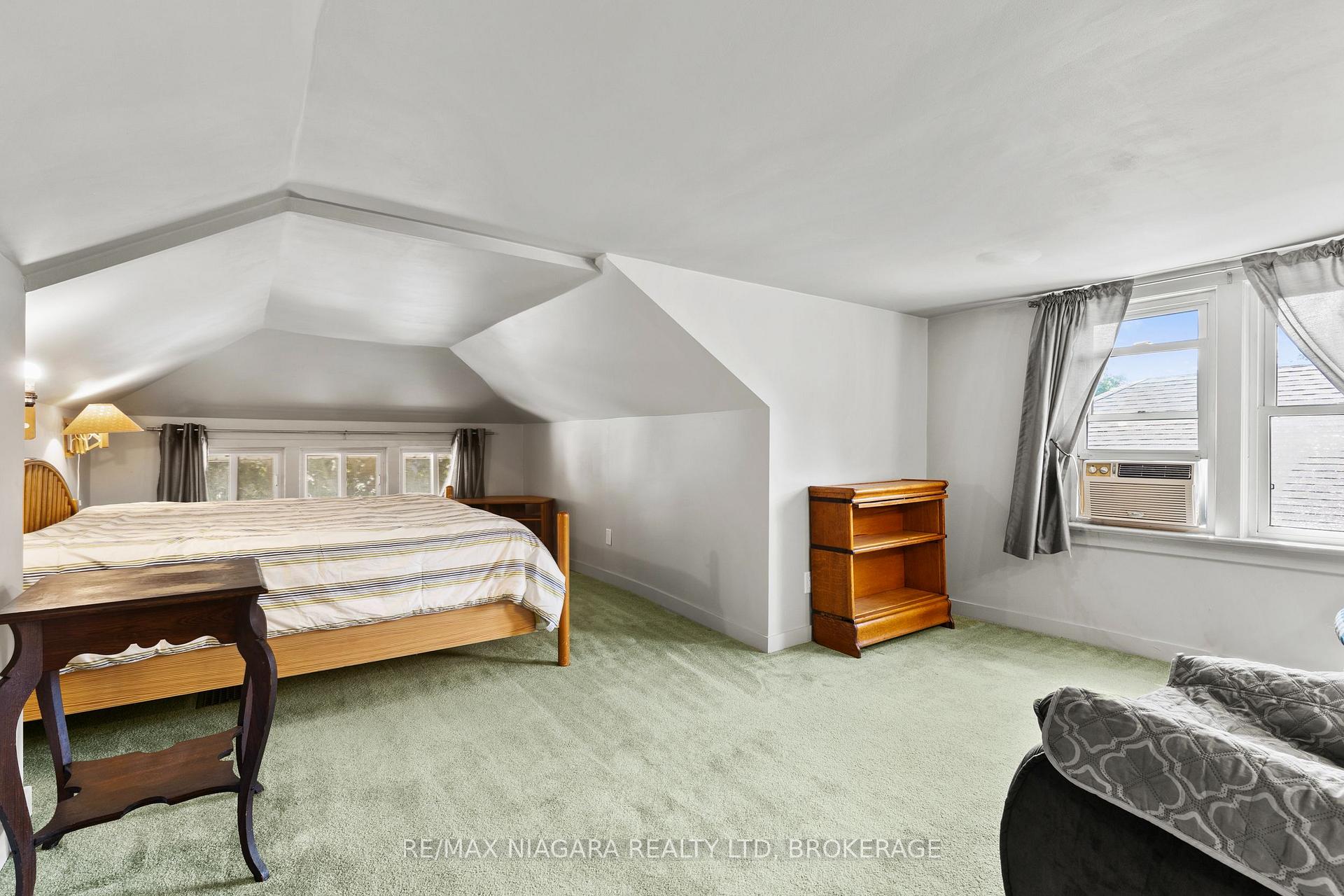 Photo 23 of 6403 Locus Avenue, Niagara Falls, Dorchester — HOMEH