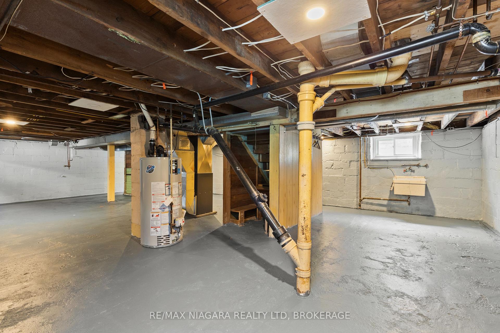 Photo 26 of 6403 Locus Avenue, Niagara Falls, Dorchester — HOMEH