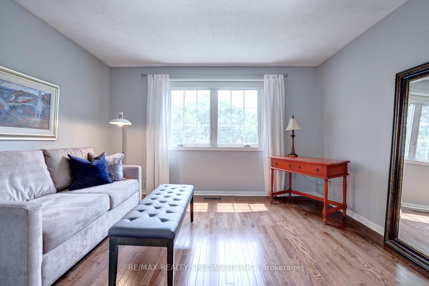 Photo 23 of 2021 Shawanaga Trail, Mississauga, Sheridan — HOMEH