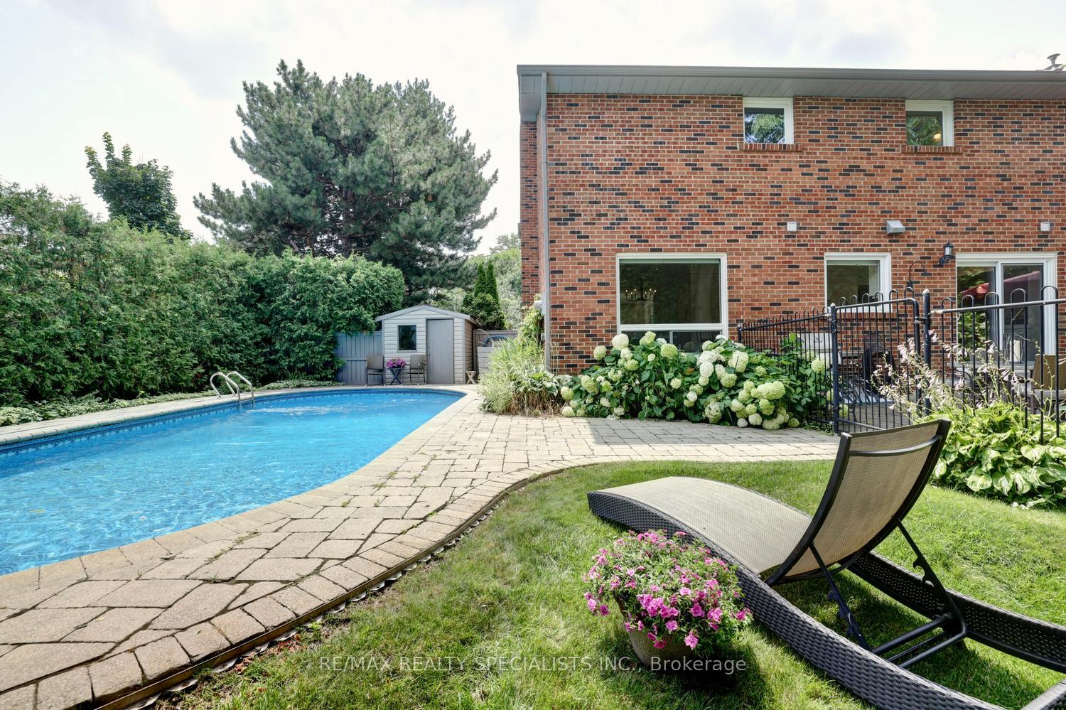 Photo 42 of 2021 Shawanaga Trail, Mississauga, Sheridan — HOMEH