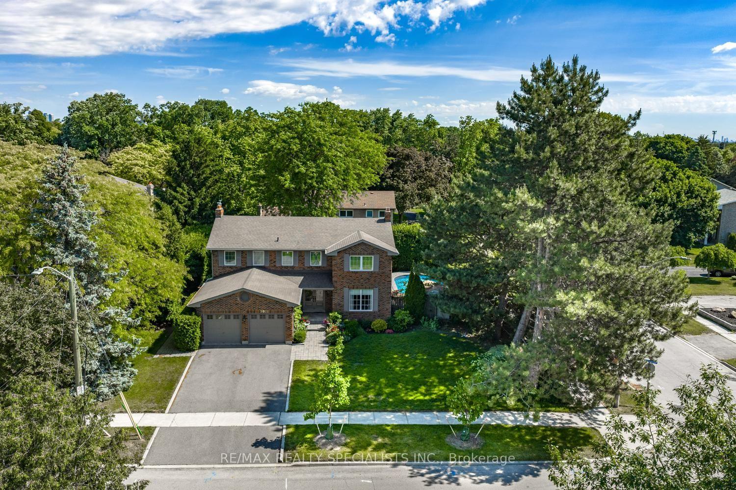 Photo 47 of 2021 Shawanaga Trail, Mississauga, Sheridan — HOMEH