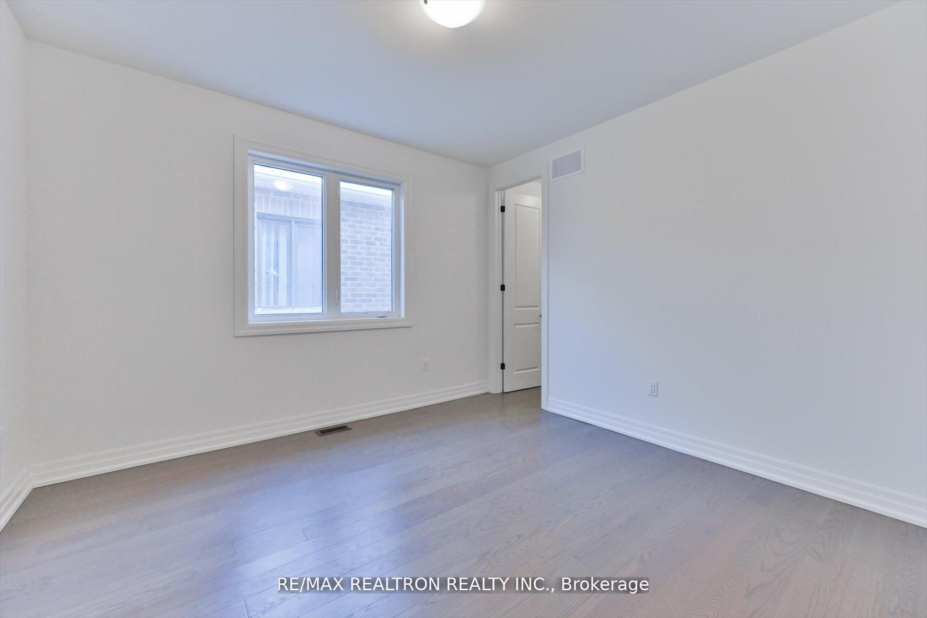 Photo 43 of 2858 Foxden Square, Pickering, Rural Pickering — HOMEH