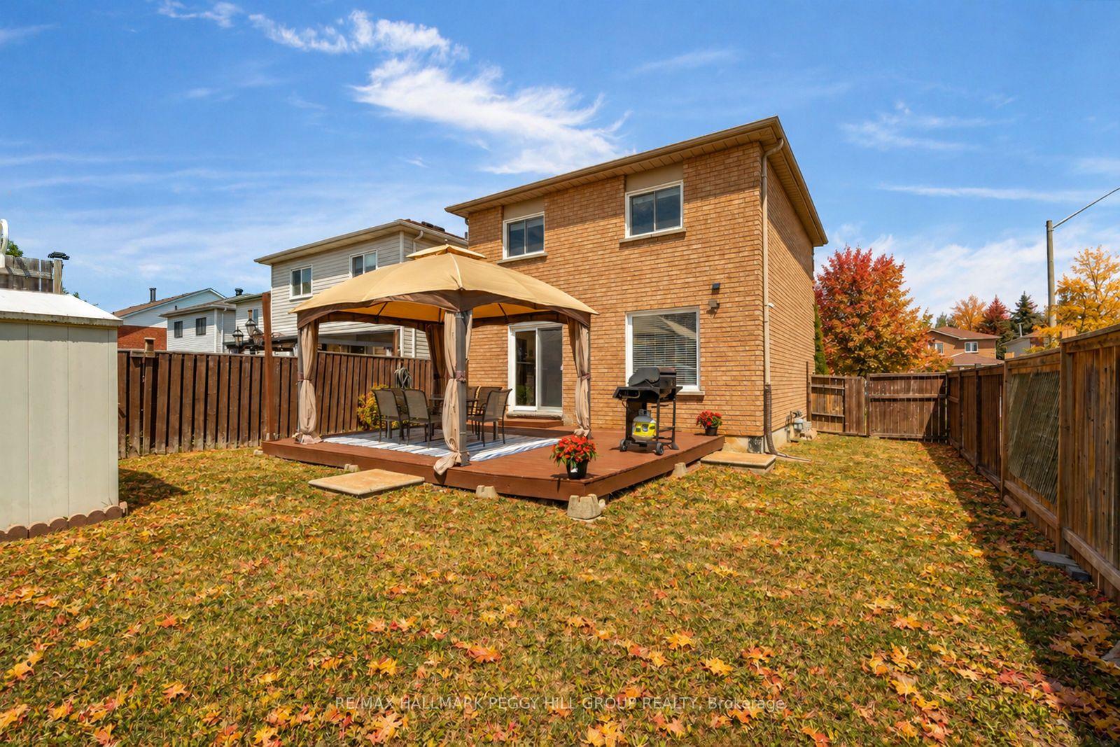 Photo 2 of 35 Victorway Drive, Barrie, Holly — HOMEH