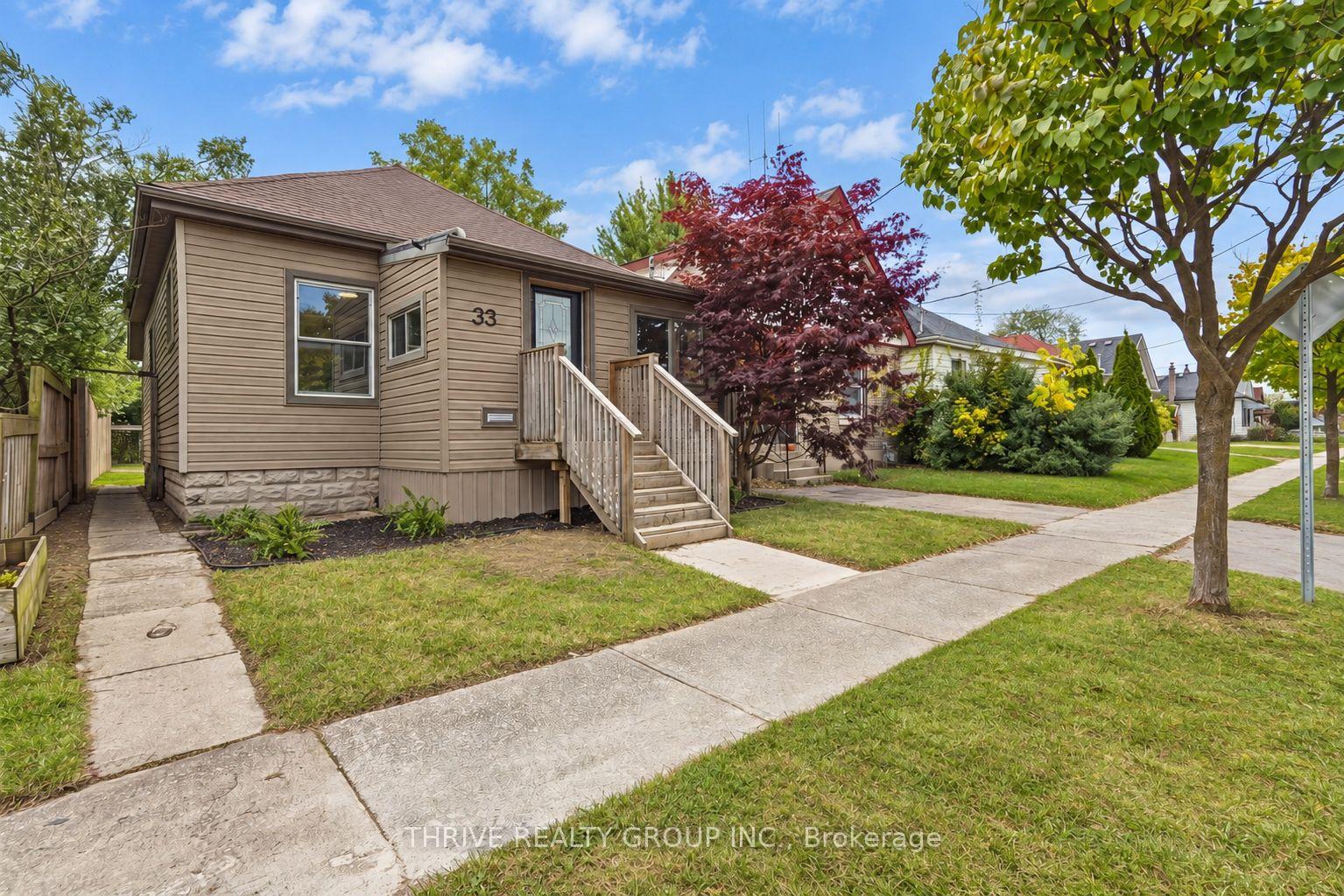 Photo 2 of 33 Glenwood Avenue E, London, East M — HOMEH