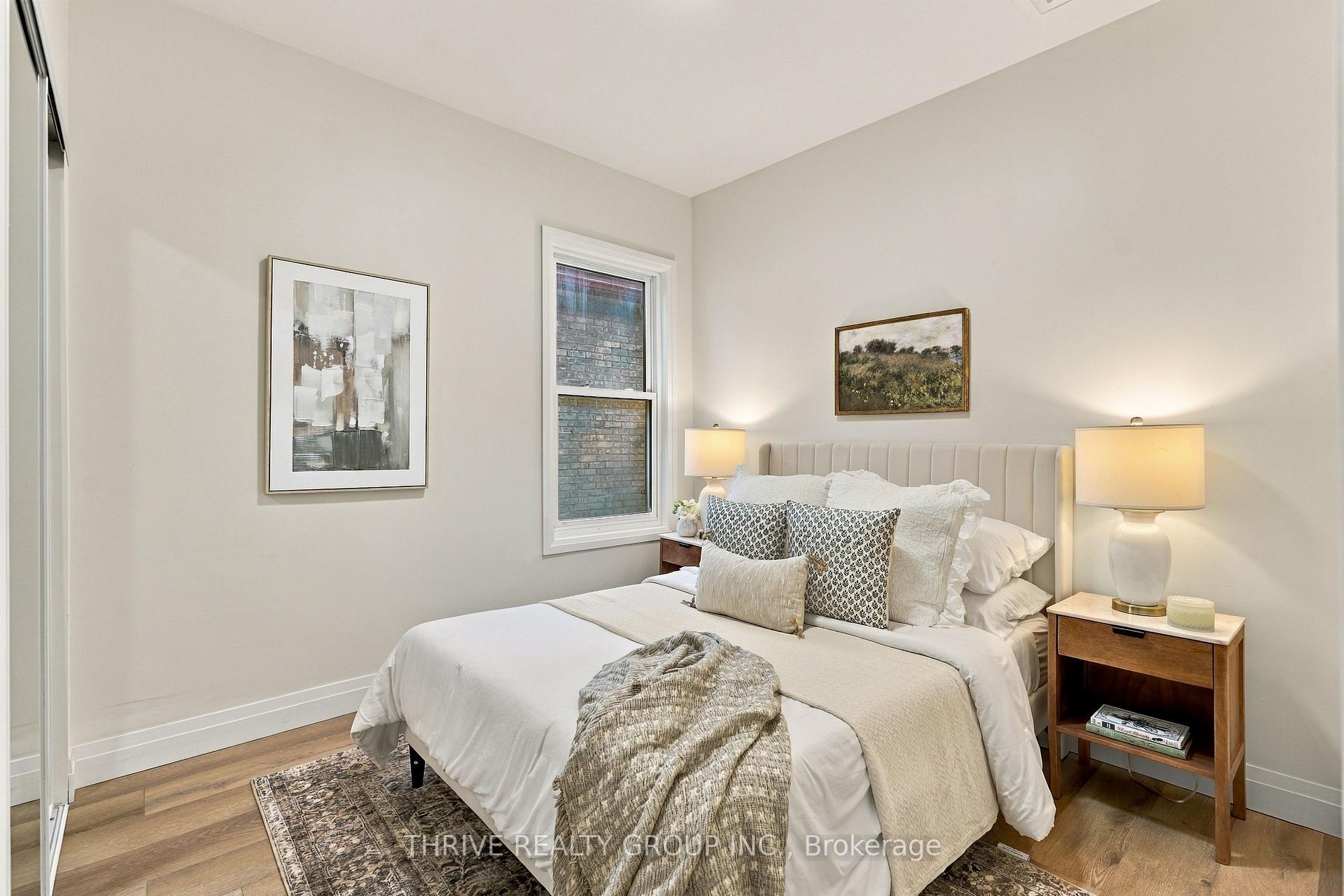 Photo 15 of 33 Glenwood Avenue E, London, East M — HOMEH