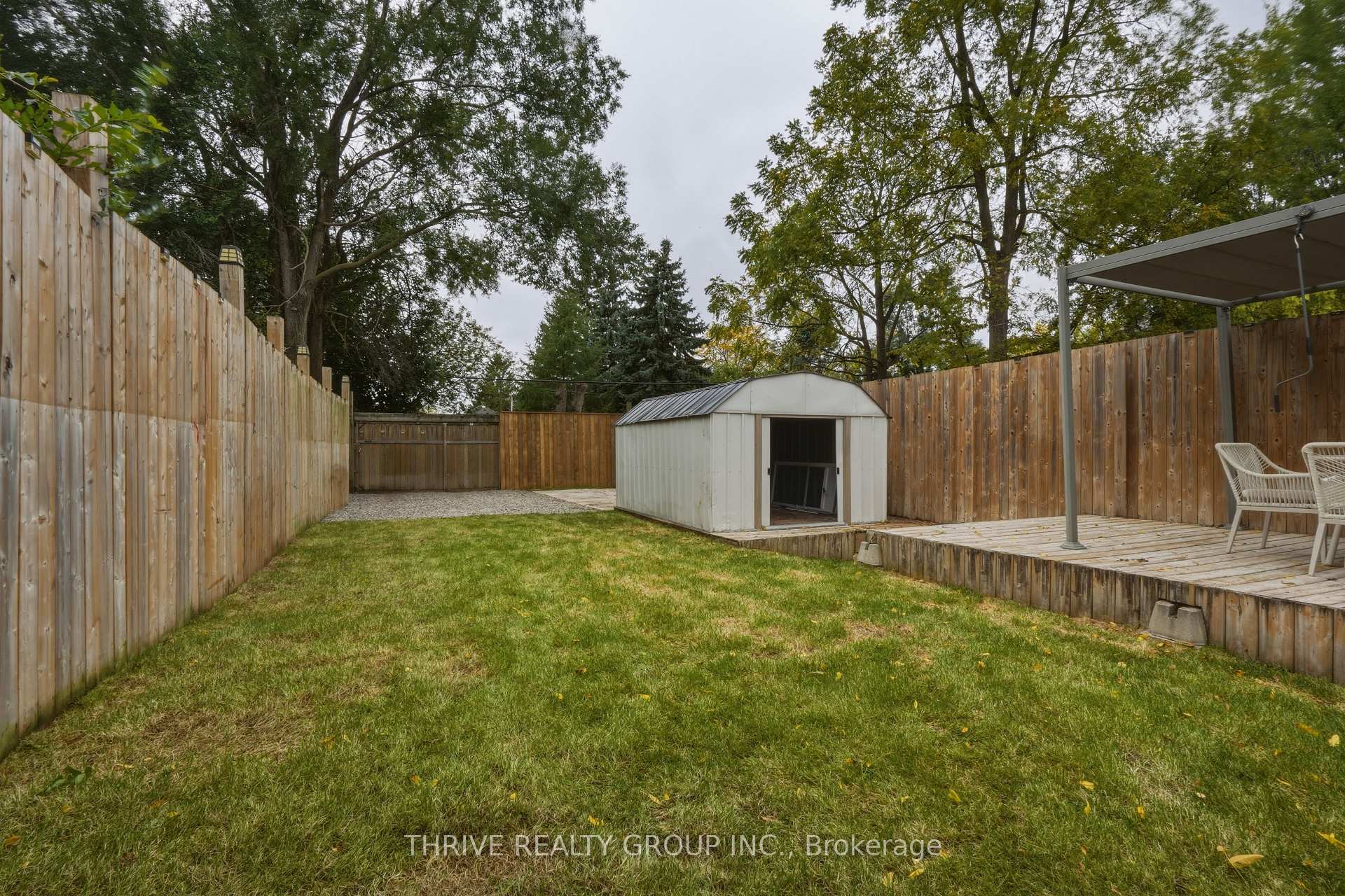 Photo 35 of 33 Glenwood Avenue E, London, East M — HOMEH