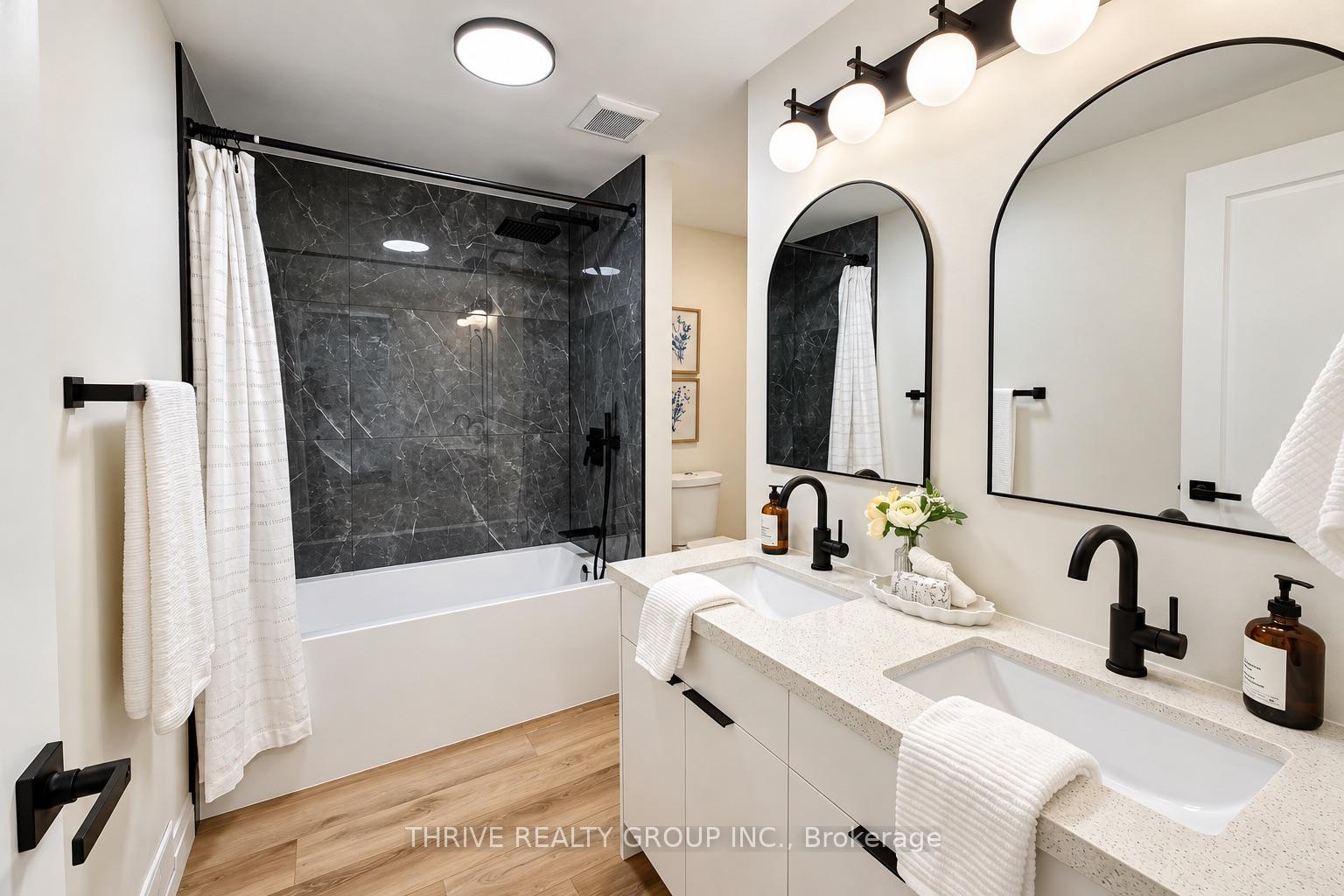 Photo 22 of 33 Glenwood Avenue E, London, East M — HOMEH