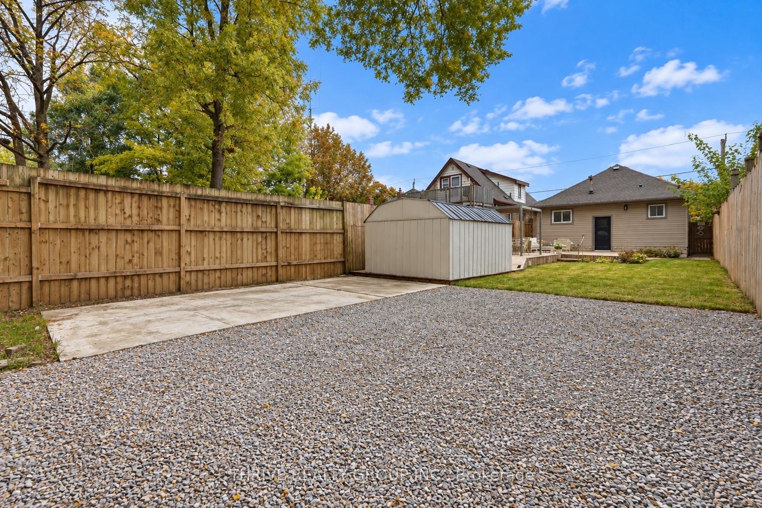 Photo 46 of 33 Glenwood Avenue E, London, East M — HOMEH