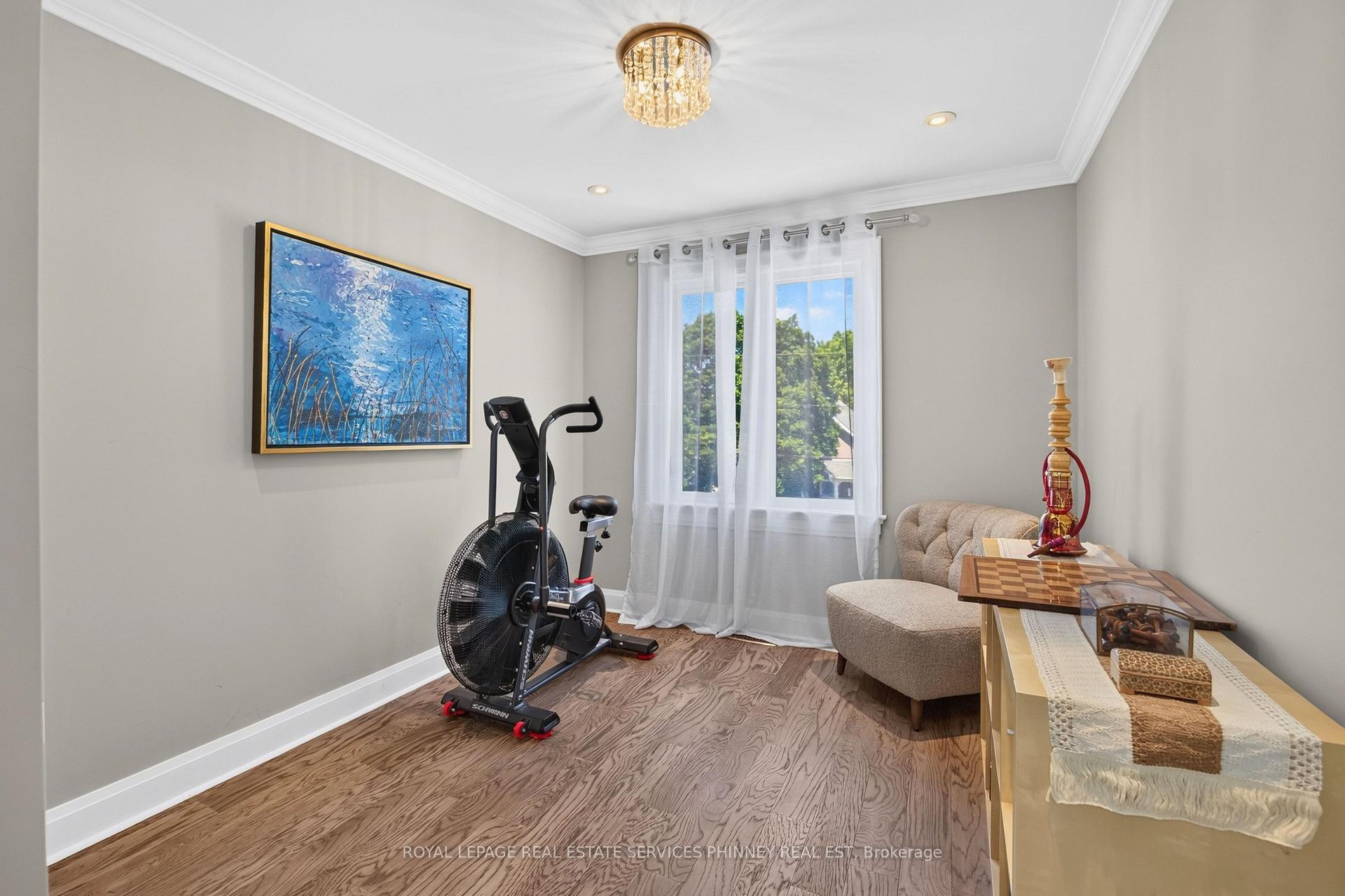 Photo 29 of 245 Florence Avenue, North York, Lansing-Westgate — HOMEH