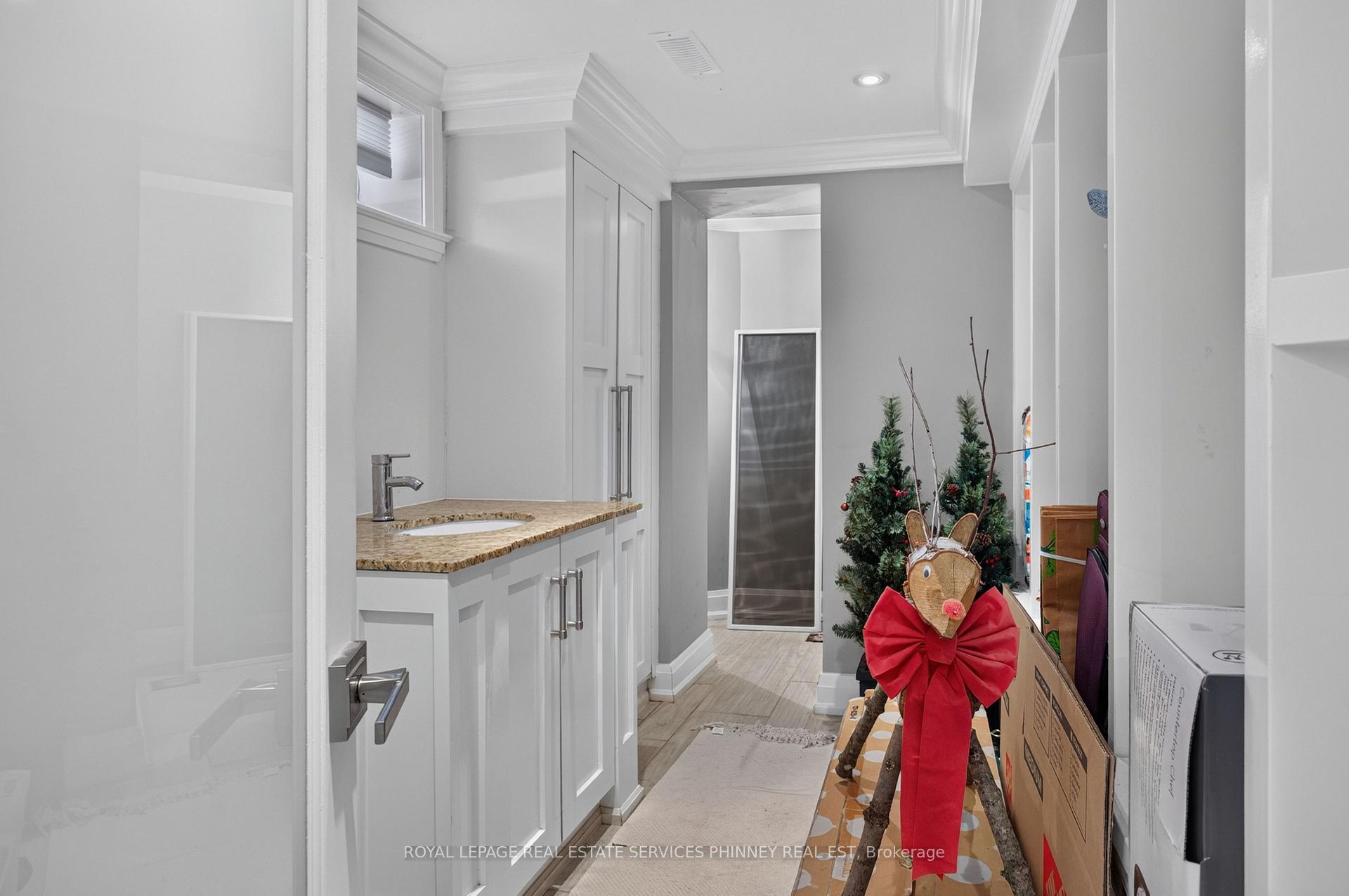 Photo 35 of 245 Florence Avenue, North York, Lansing-Westgate — HOMEH