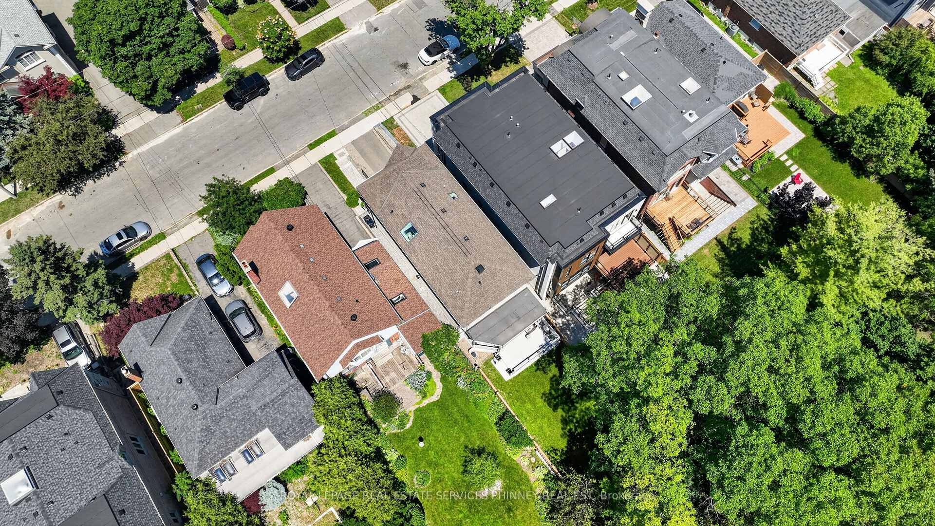 Photo 43 of 245 Florence Avenue, North York, Lansing-Westgate — HOMEH