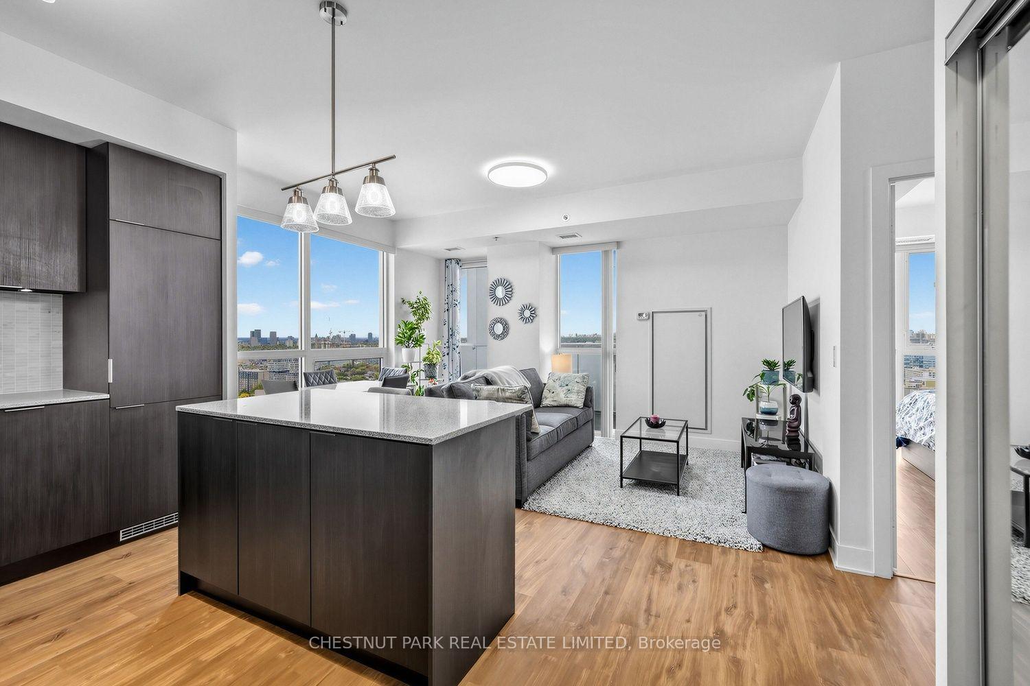Photo of Unit 3001, 318 Richmond Street W