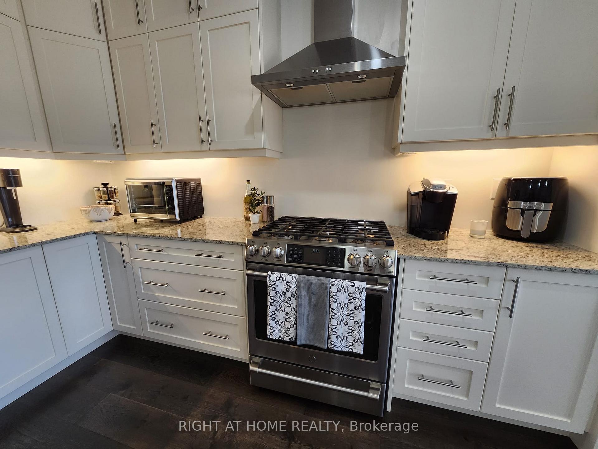 Photo 14 of 84 Diamond Valley Drive, Oro-Medonte, Sugarbush — HOMEH