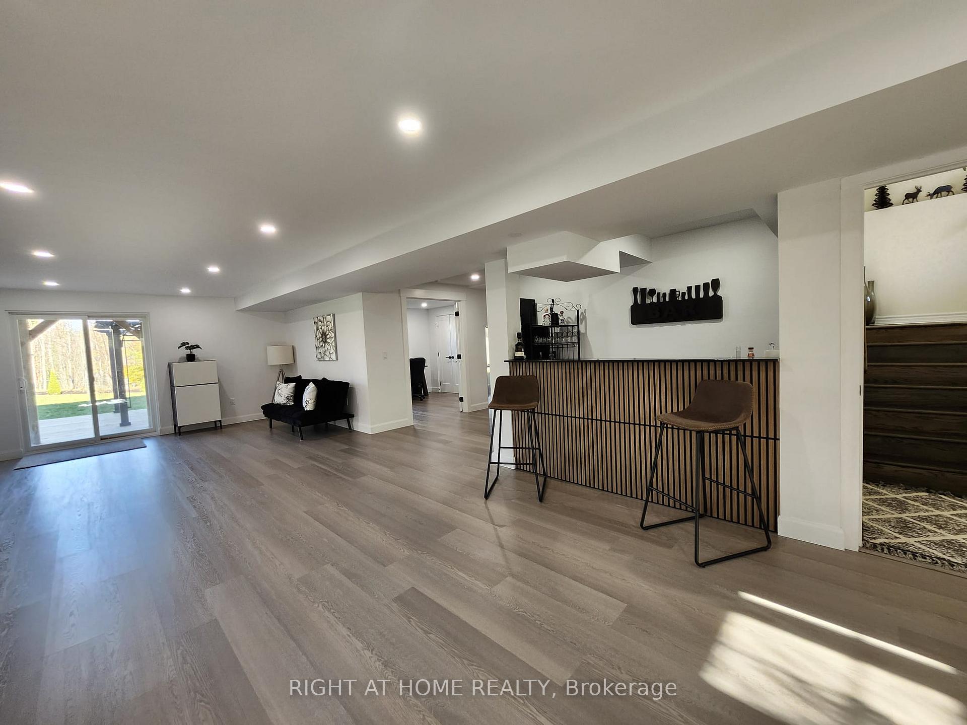 Photo 28 of 84 Diamond Valley Drive, Oro-Medonte, Sugarbush — HOMEH