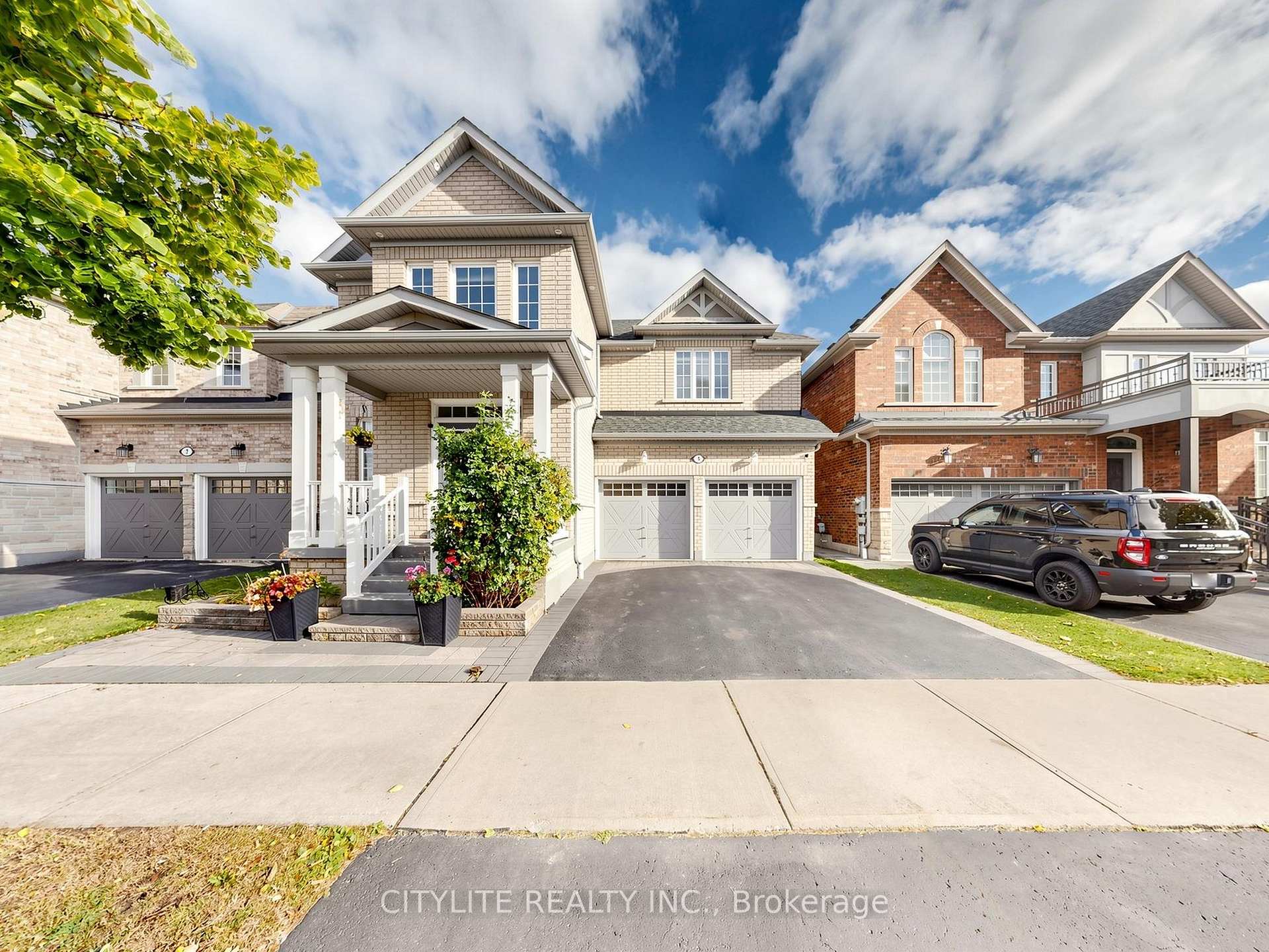 Photo 1 of 5 Ling Street, Ajax, Northwest Ajax — HOMEH